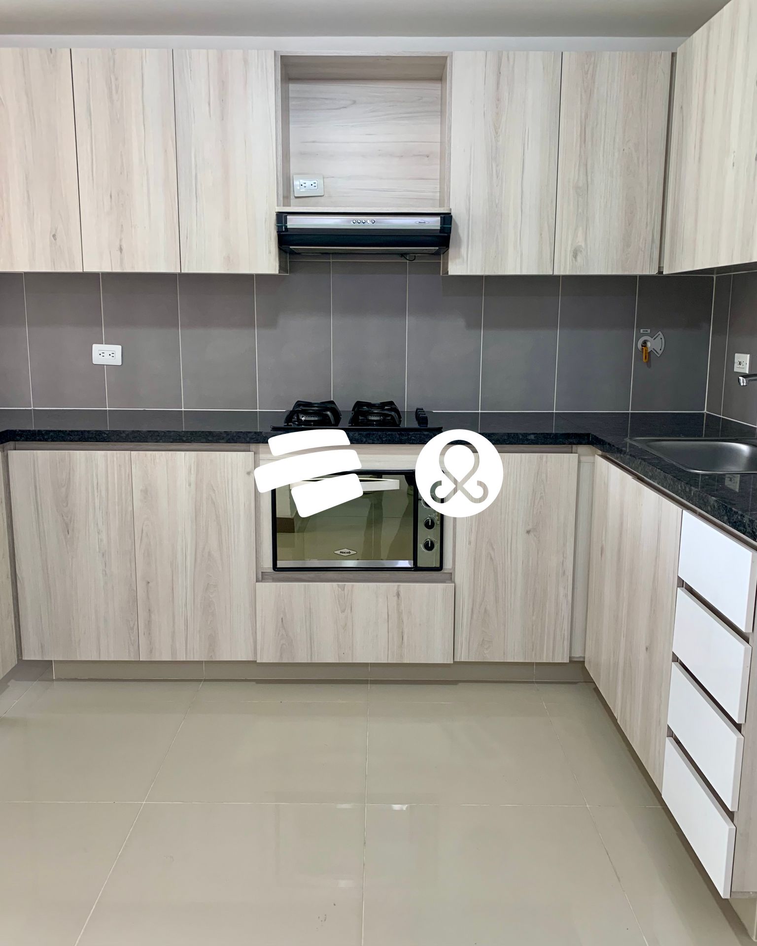 Apartamento en venta en Señorial, Envigado · foto 2 de 13