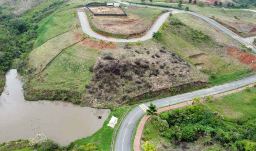 Lote en venta en Cerritos, Pereira, 1573 m² · foto 3 de 7