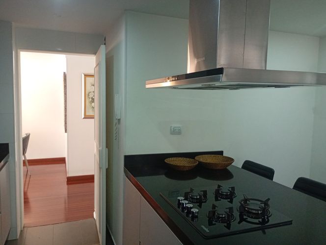 Apartamento de 3 alcobas en venta en Santa Barbara Central, Bogotá, 108 m² · foto 5 de 19