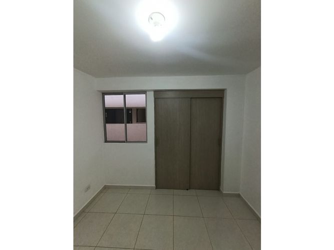 Apartamento de 2 alcobas en venta en C. Torres De Monterredondo, Bucaramanga, 70 m² · foto 13 de 19