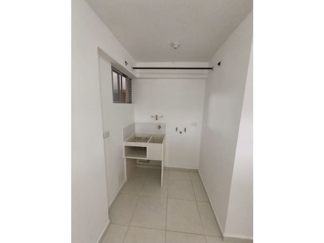 Apartamento de 2 alcobas en venta en C. Torres De Monterredondo, Bucaramanga, 70 m² · foto 14 de 19