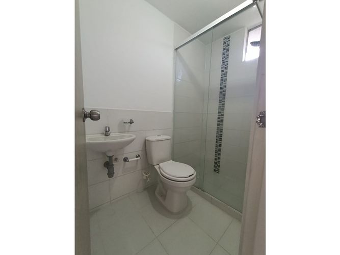 Apartamento de 2 alcobas en venta en C. Torres De Monterredondo, Bucaramanga, 70 m² · foto 16 de 19