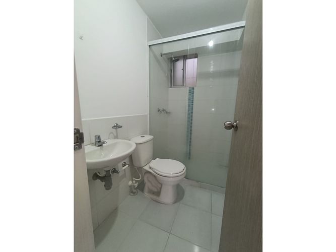 Apartamento de 2 alcobas en venta en C. Torres De Monterredondo, Bucaramanga, 70 m² · foto 18 de 19