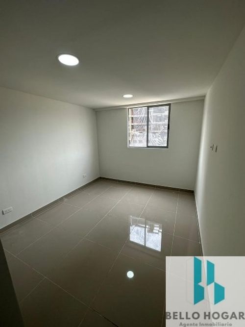 Apartamento de 3 alcobas en venta en San Jose Obrero, Bello, 61 m² · foto 14 de 22