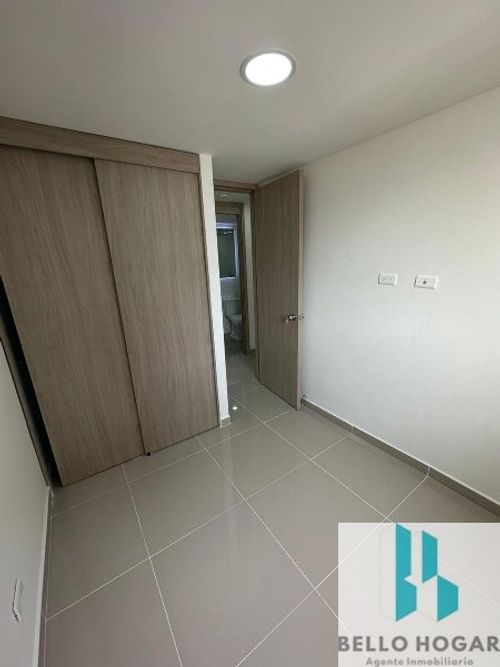 Apartamento de 3 alcobas en venta en San Jose Obrero, Bello, 61 m² · foto 15 de 22