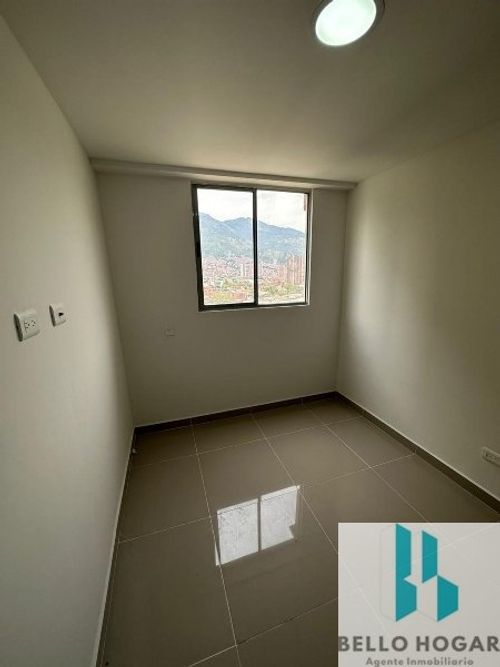 Apartamento de 3 alcobas en venta en San Jose Obrero, Bello, 61 m² · foto 21 de 22