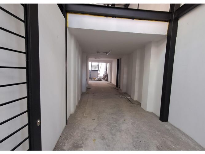 Local en arriendo en Laureles, Medellín, 427 m² · foto 8 de 22