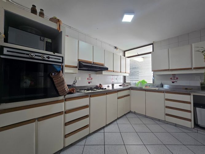 Apartamento de 3 alcobas en venta en Belén, Medellín, 133 m² · foto 6 de 18
