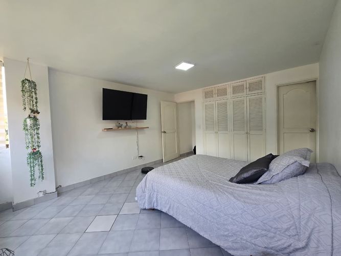Apartamento de 3 alcobas en venta en Belén, Medellín, 133 m² · foto 10 de 18