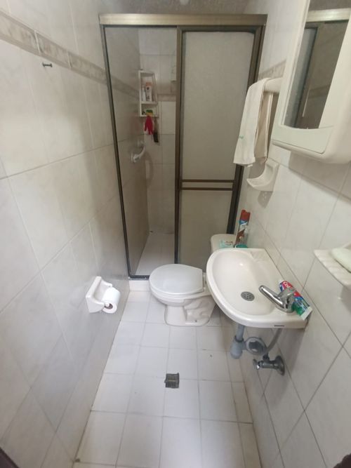 Casa de 5 alcobas en venta en Bretaña, Cali, 178 m² · foto 7 de 8
