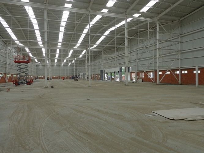 Bodega en venta en Calima, Cali, 4100 m² · foto 2 de 17