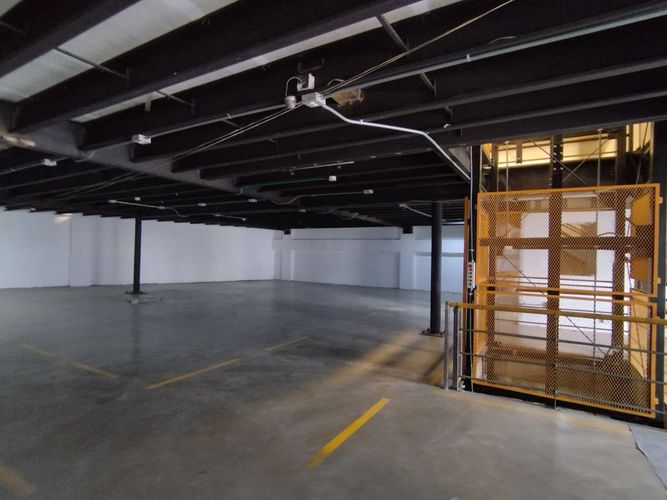 Bodega en arriendo en Monteazul, Sabaneta, 1180 m² · foto 6 de 9
