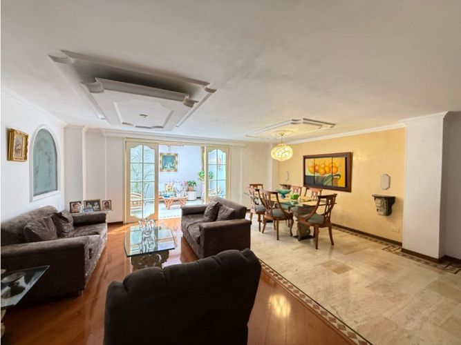 Apartamento de 3 alcobas en venta en Santa Bibiana, Bogotá, 214 m² · foto 4 de 18