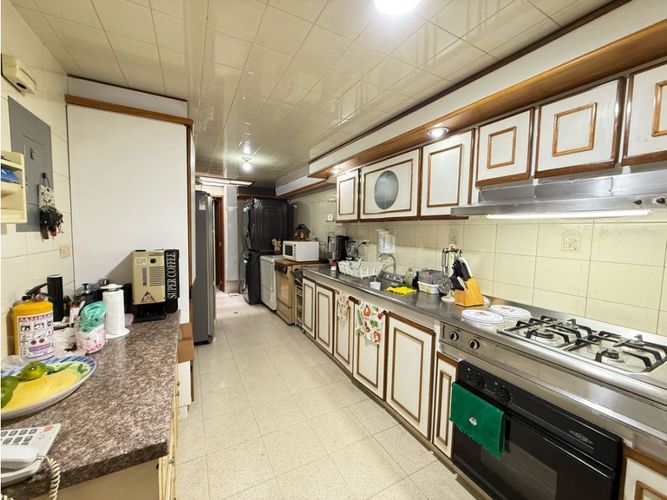 Apartamento de 3 alcobas en venta en Santa Bibiana, Bogotá, 214 m² · foto 6 de 18