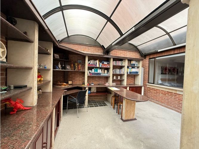 Apartamento de 3 alcobas en venta en Santa Bibiana, Bogotá, 214 m² · foto 13 de 18