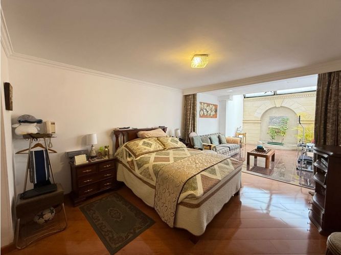 Apartamento de 3 alcobas en venta en Santa Bibiana, Bogotá, 214 m² · foto 15 de 18