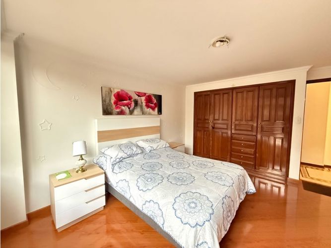 Apartamento de 3 alcobas en venta en Santa Bibiana, Bogotá, 214 m² · foto 18 de 18