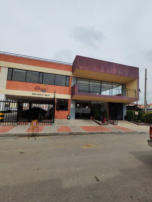 Casa de 4 alcobas en venta en Santa Teresita, Funza, 73 m² · foto 2 de 24