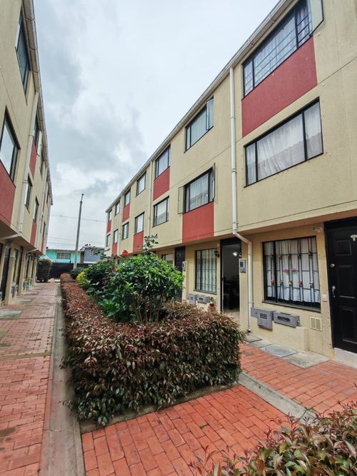 Casa de 4 alcobas en venta en Santa Teresita, Funza, 73 m² · foto 24 de 24