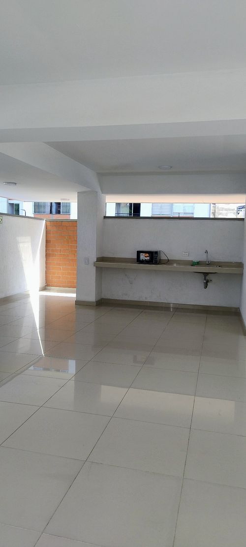 Apartamento de 3 alcobas en venta en Prados Del Norte, Cali, 58 m² · foto 5 de 17