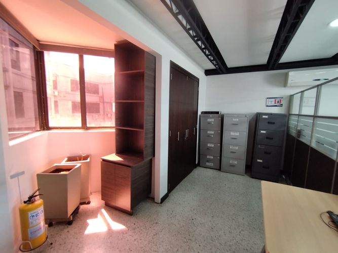 Bodega en arriendo en Las Vegas, Envigado, 480 m² · foto 2 de 15