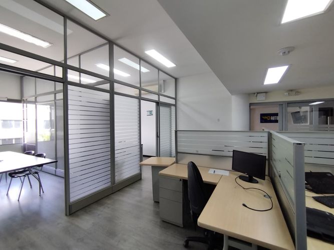 Bodega en arriendo en Las Vegas, Envigado, 480 m² · foto 6 de 15