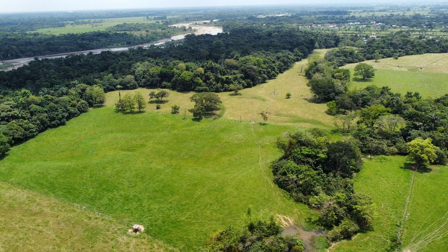 Finca en venta en San Gregorio, Villavicencio, 10220 m² · foto 3 de 24