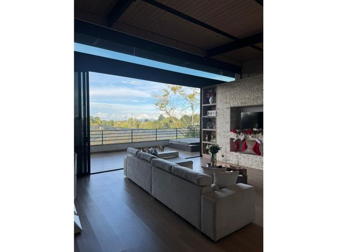 Casa de 3 alcobas en venta en El Carmen De Viboral, El Carmen de Viboral, 500 m² · foto 3 de 23