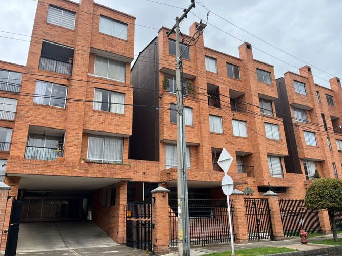 Apartamento de 3 alcobas en venta en La Liberia, Bogotá, 105 m² · foto 16 de 16