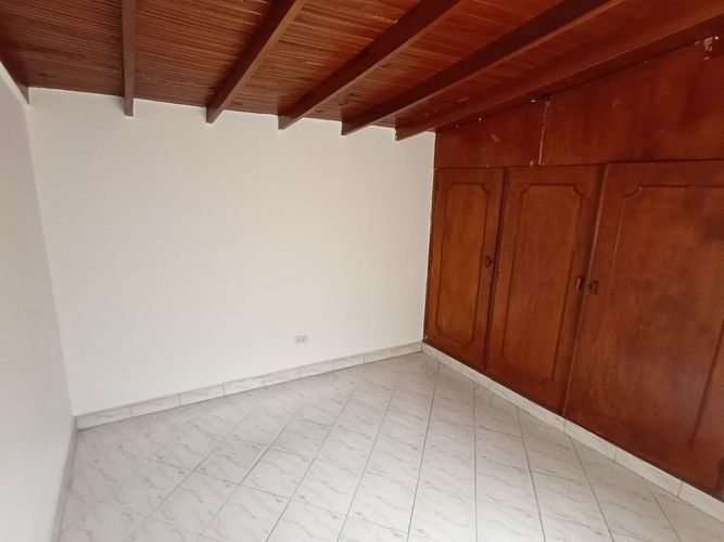 Casa de 4 alcobas en venta en Laureles, Medellín, 237 m² · foto 12 de 16