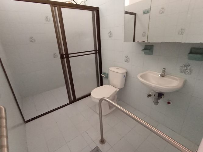 Casa de 4 alcobas en venta en Laureles, Medellín, 237 m² · foto 15 de 16