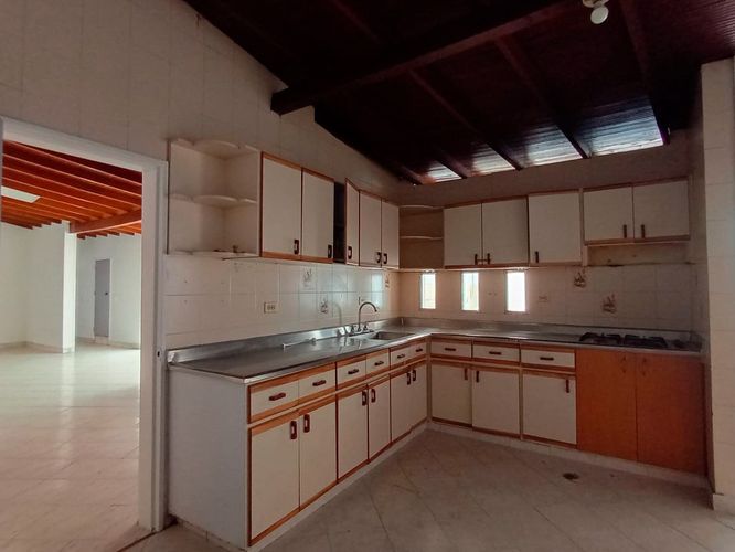 Casa de 4 alcobas en venta en Laureles, Medellín, 237 m² · foto 7 de 16