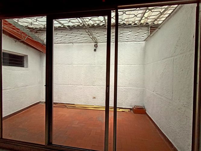 Casa de 4 alcobas en venta en Laureles, Medellín, 237 m² · foto 4 de 16