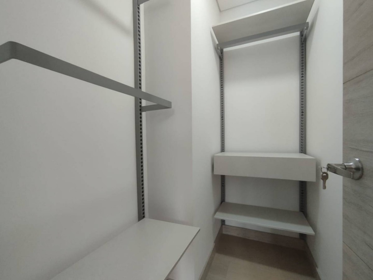 Apartamento en arriendo en El Poblado, Medellín · foto 14 de 16