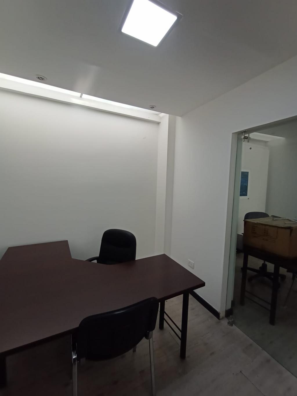 Casa en venta en Quinta Camacho, Bogotá · foto 3 de 24