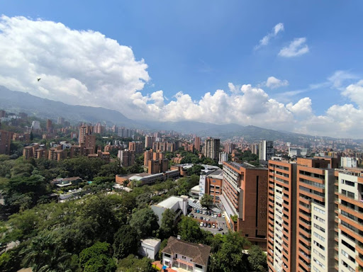 Apartamento en arriendo en La Frontera, Envigado · foto 3 de 24