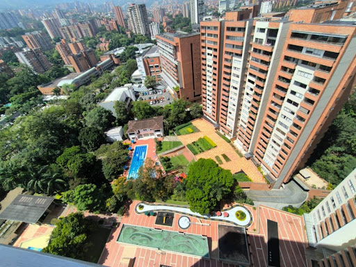 Apartamento en arriendo en La Frontera, Envigado · foto 4 de 24
