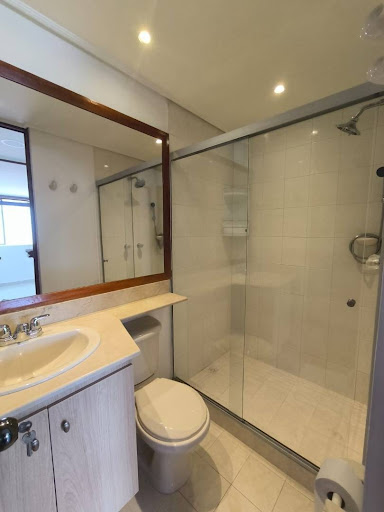 Apartamento en arriendo en La Frontera, Envigado · foto 5 de 24