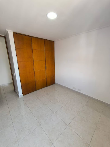 Apartamento en arriendo en La Frontera, Envigado · foto 9 de 24