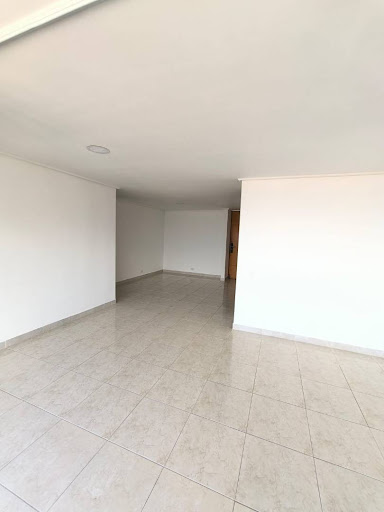 Apartamento en arriendo en La Frontera, Envigado · foto 11 de 24