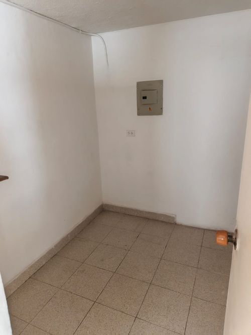 Casa de 3 alcobas en venta en Santa Mónica, Medellín, 165 m² · foto 16 de 24