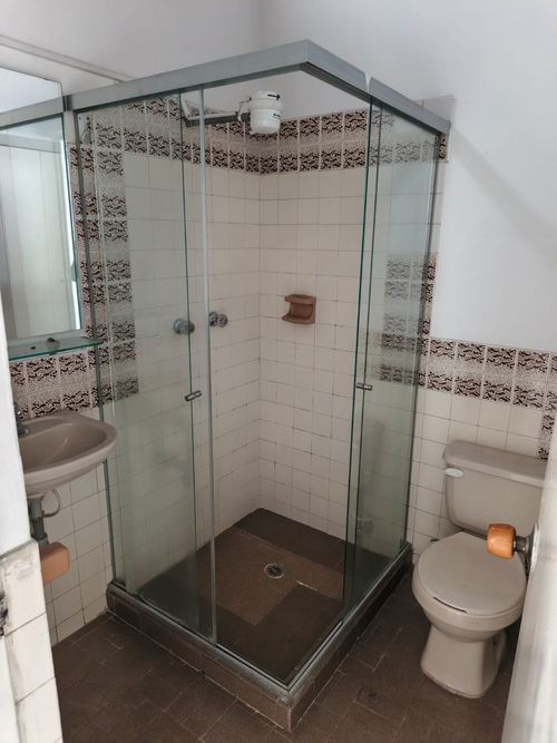 Casa de 3 alcobas en venta en Santa Mónica, Medellín, 165 m² · foto 18 de 24