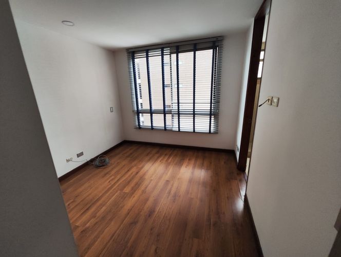 Apartamento de 3 alcobas en arriendo en Las Lomas, Medellín, 140 m² · foto 13 de 20