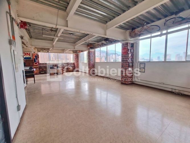 Bodega en arriendo en San Diego, Medellín, 168 m² · foto 3 de 5