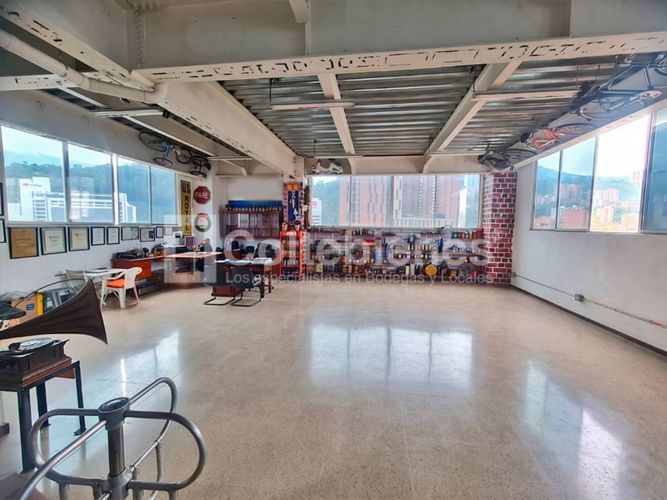 Bodega en arriendo en San Diego, Medellín, 168 m² · foto 4 de 5