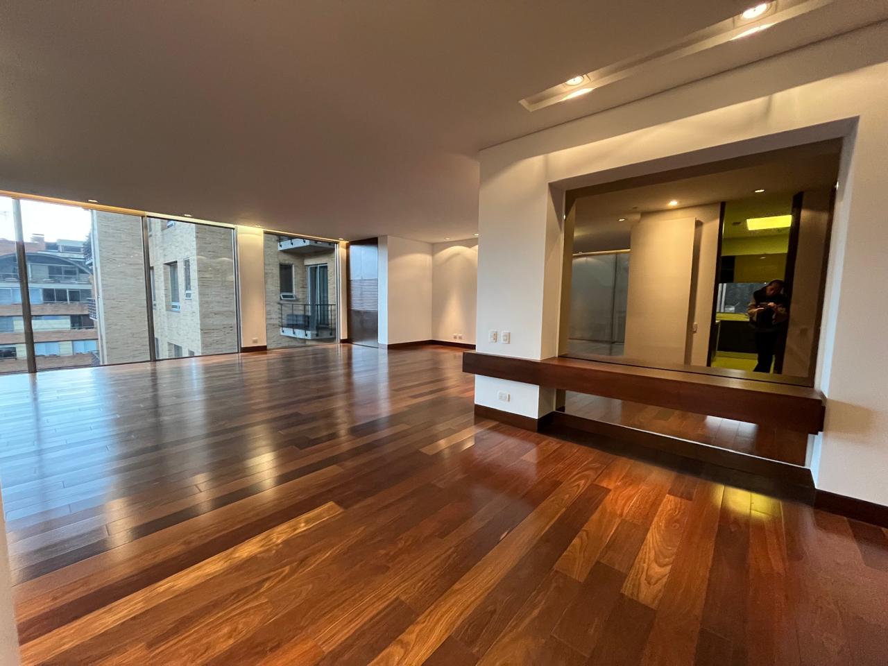 Apartamento en venta en El Chico, Bogotá · foto 5 de 17