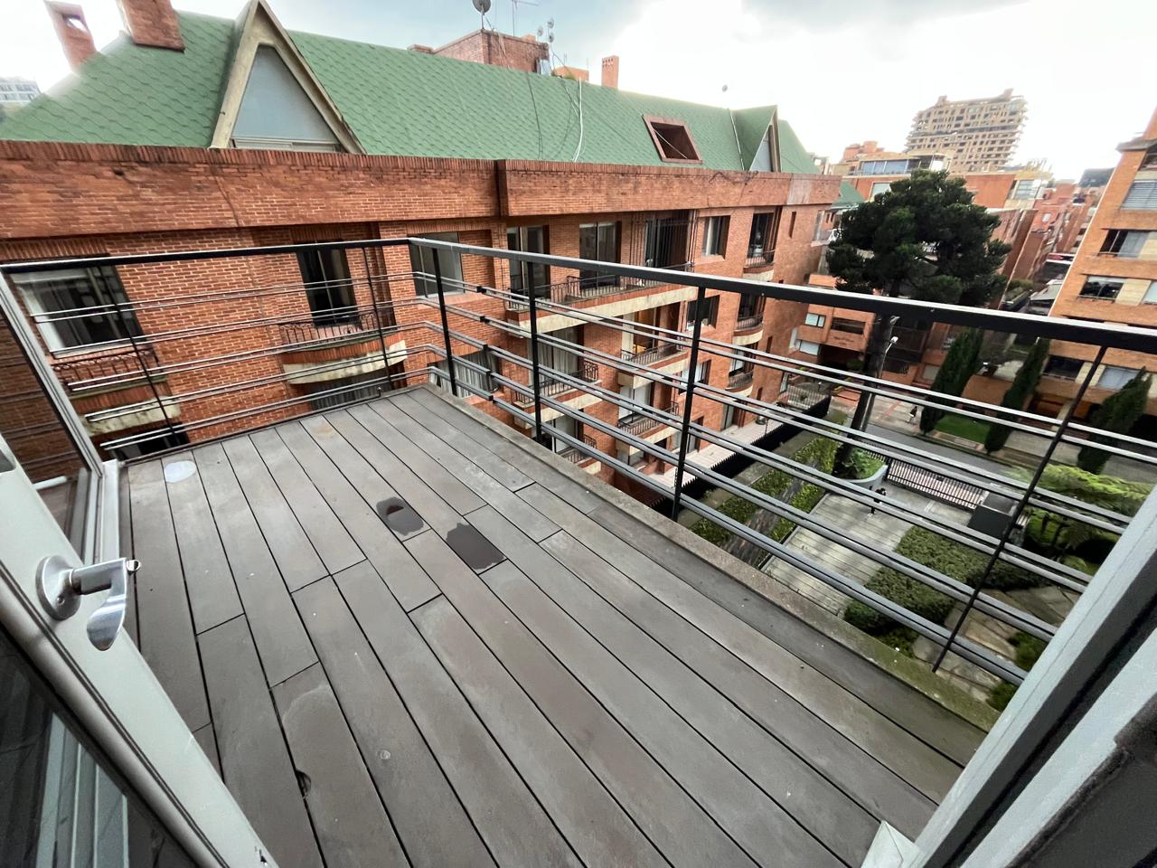 Apartamento en venta en El Chico, Bogotá · foto 8 de 17