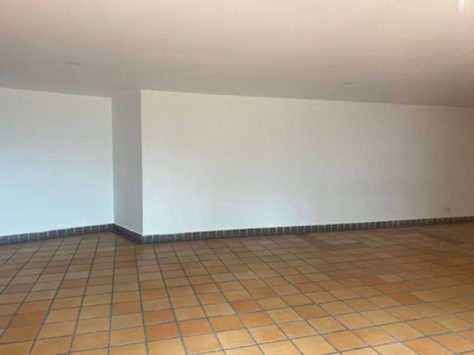 Apartamento de 3 alcobas en arriendo en Castropol, Medellín, 74 m² · foto 17 de 24