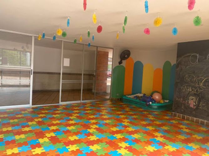 Apartamento de 3 alcobas en arriendo en Castropol, Medellín, 74 m² · foto 20 de 24