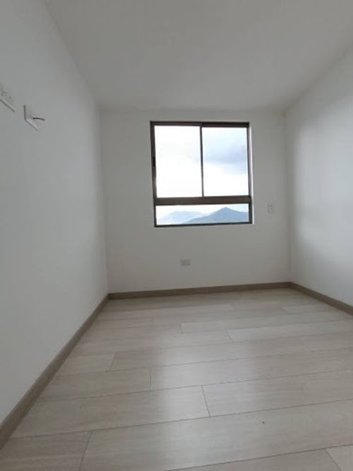 Apartamento de 3 alcobas en venta en Los Alcazares, Sabaneta, 86 m² · foto 6 de 18